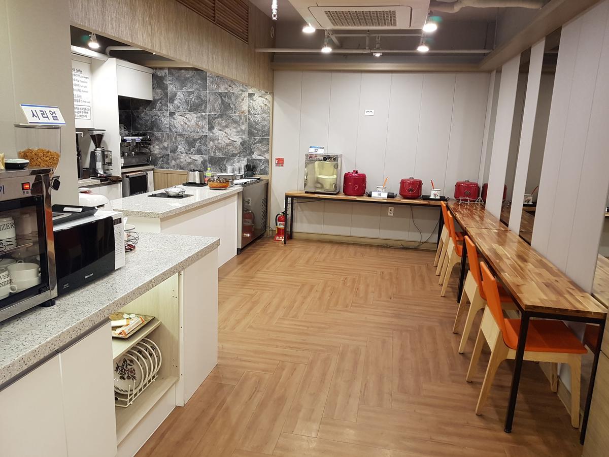 Gwangju Hanam 1St Hotel Gwangju Metropolitan City Екстер'єр фото